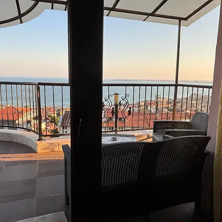 Vista виста ゲストハウス 4*